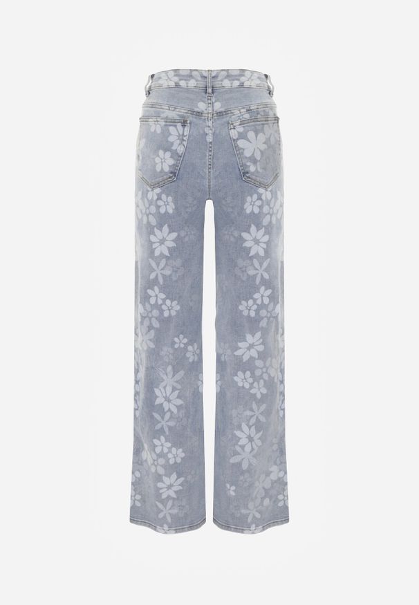 Born2be - Niebieskie Jeansy z Bawełną o Szerokim Kroju Ozdobione Kwiatami Zinnoreth. Stan: podwyższony. Kolor: niebieski. Wzór: aplikacja, kwiaty. Styl: elegancki