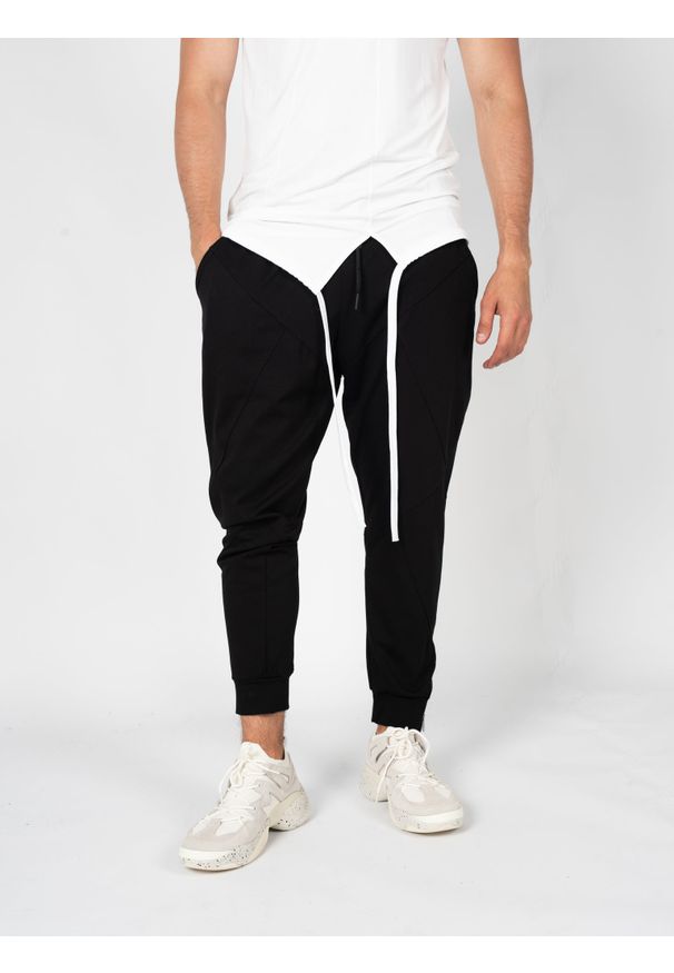 La Haine Inside Us Spodnie | 3M LM090 | Mężczyzna | Czarny. Okazja: na co dzień. Kolor: czarny. Materiał: elastan, wiskoza, poliamid. Styl: casual