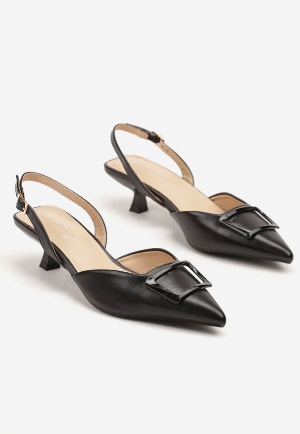 Born2be - Czarne Sandały na Obcasie Typu Kaczuszka Zdobione Elegancką Aplikacją Arloti. Okazja: na spotkanie biznesowe, na co dzień. Nosek buta: szpiczasty. Kolor: czarny. Materiał: jeans. Wzór: aplikacja. Obcas: na obcasie. Styl: elegancki. Wysokość obcasa: średni