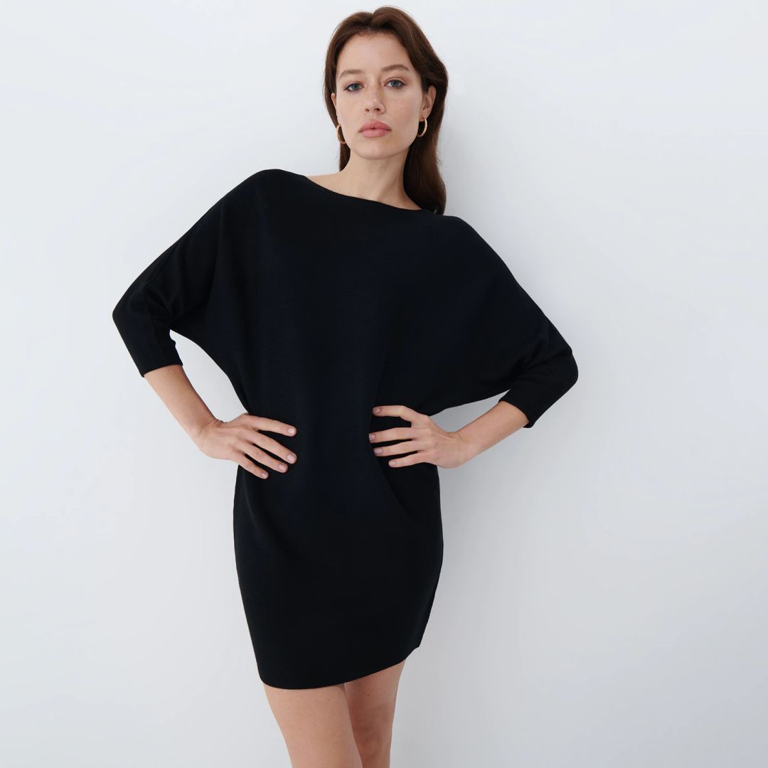 Czarna sukienka Mohito 6560I-99X - Sukienki damskie dzianinowe 