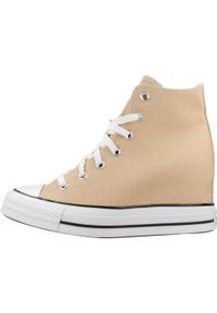 Tenisówki Converse Model Chuck Taylor All Star Wedge Kolor Pomarańczowy. Kolor: pomarańczowy. Materiał: tkanina