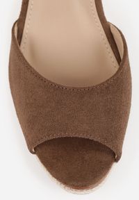 Born2be - Brązowe Sandały VICES na Koturnie z Plecionki w Stylu Boho Corolea. Zapięcie: pasek. Kolor: brązowy. Materiał: len. Obcas: na koturnie. Styl: boho. Wysokość obcasa: średni #5