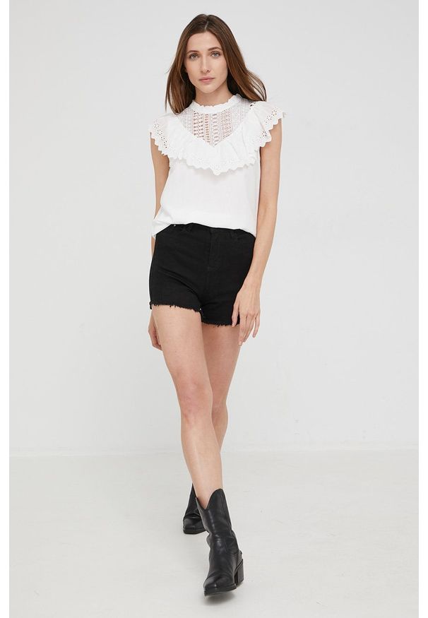 Answear Lab szorty jeansowe damskie kolor czarny gładkie high waist. Stan: podwyższony. Kolor: czarny. Materiał: jeans. Wzór: gładki. Styl: wakacyjny