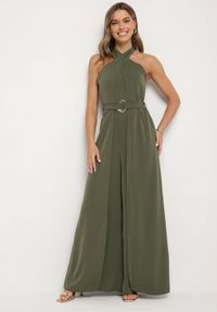 Born2be - Zielony Koktajlowy Kombinezon Wiązany na Szyję z Paskiem Melafela. Okazja: na imprezę. Kolor: zielony. Materiał: materiał. Styl: wizytowy #7