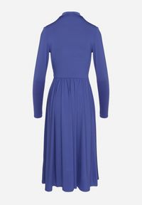 Born2be - Niebieska Rozkloszowana Sukienka z Ozdobnym Wycięciem i Usztywnioną Linią Ramion Rivfedi. Okazja: na co dzień, na imprezę. Kolor: niebieski. Długość rękawa: długi rękaw. Typ sukienki: proste. Styl: casual, elegancki #3