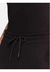Versace Jeans Couture Spodnie dresowe 79HAAT06 CF01T Czarny Regular Fit. Kolor: czarny. Materiał: bawełna #3