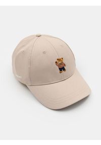 Sinsay - Czapka z daszkiem z haftowanym misiem - beżowy. Kolor: beżowy. Wzór: haft #1