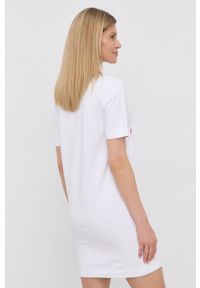 Love Moschino sukienka kolor biały mini prosta. Okazja: na co dzień. Kolor: biały. Wzór: aplikacja. Typ sukienki: proste. Styl: casual. Długość: mini #4
