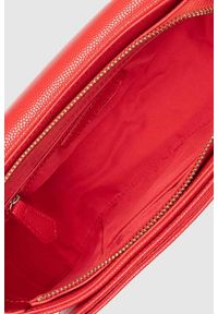 Valentino by Mario Valentino - VALENTINO Czerwona listonoszka Divina. Kolor: czerwony. Rodzaj torebki: na ramię