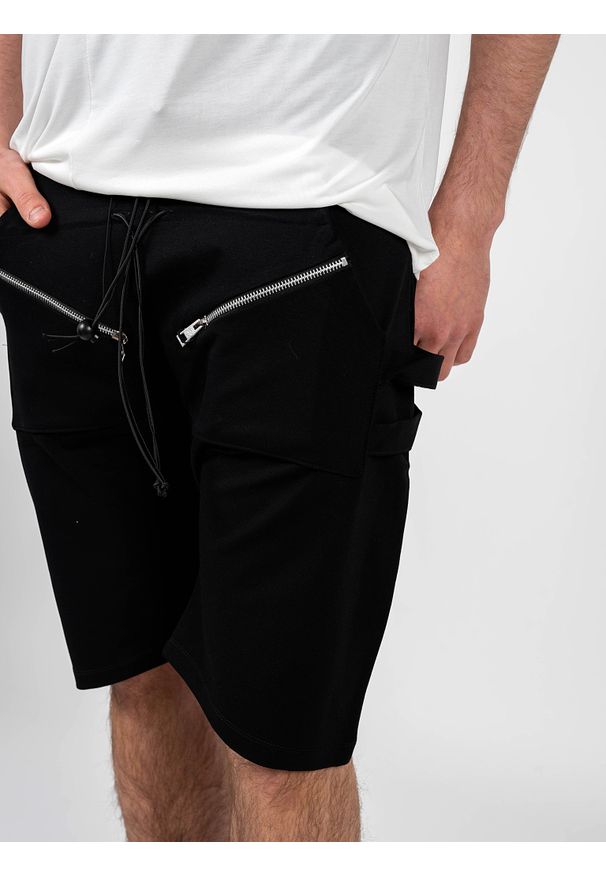 La Haine Inside Us Szorty "Estinti Unisex" | P2303 3M | Estinti | Mężczyzna | Czarny. Okazja: na co dzień. Kolor: czarny. Materiał: wiskoza, nylon, elastan. Wzór: aplikacja. Styl: casual
