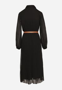 Born2be - Czarna Plisowana Sukienka o Koszulowym Kroju z Dodatkowym Paskiem Mialessa. Okazja: na co dzień. Kolor: czarny. Materiał: materiał. Typ sukienki: koszulowe. Styl: klasyczny, casual, elegancki #5