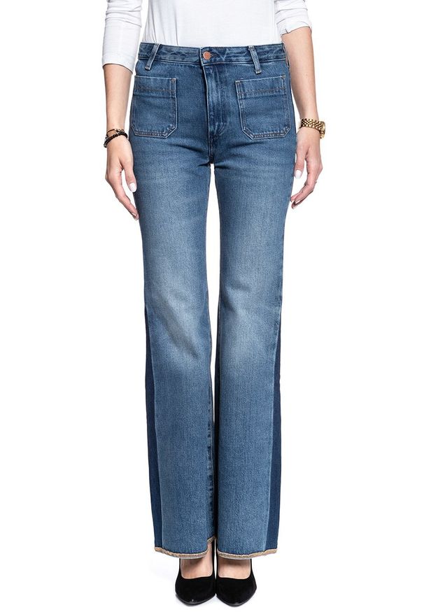 Wrangler - WRANGLER RETRO FLARE BURNING GIRL W240GF11X 112127916. Styl: retro