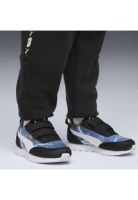 Puma - Dziecięce sneakersy PUMA × HOT WHEELS™ R78 Lightwind PUMA. Okazja: na uczelnię. Kolor: niebieski, wielokolorowy, biały, żółty. Sport: joga i pilates
