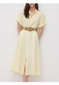 Reserved - Sukienka midi z dodatkiem lnu - jasnożółty. Kolor: żółty. Materiał: len. Długość: midi #1