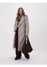 Reserved - Płaszcz z wiązaniem - beżowy. Kolor: beżowy. Materiał: tkanina #1