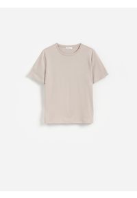 Reserved - Bawełniany t-shirt - złamana biel. Materiał: bawełna. Wzór: gładki
