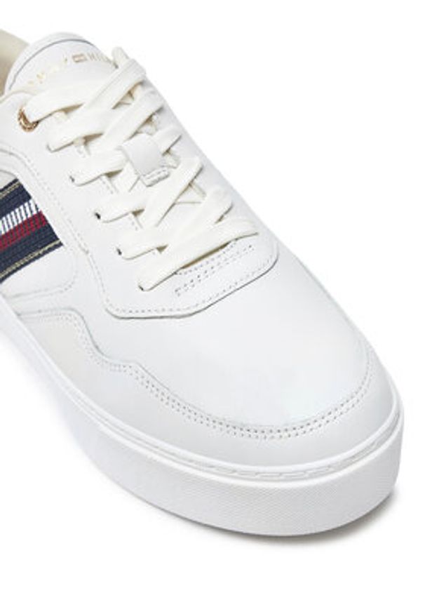TOMMY HILFIGER - Tommy Hilfiger Sneakersy FW0FW08348 Biały. Kolor: biały. Materiał: skóra
