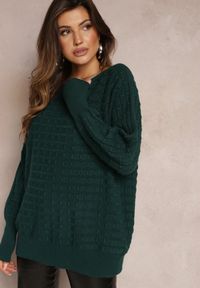 Renee - Ciemnozielony Dzianinowy Sweter z Rękawami typu Nietoperz Cascapia. Kolor: zielony. Materiał: dzianina. Styl: klasyczny #1