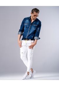 GUNS & TUXEDOS - Białe jeansy z kieszeniami Mohicans 3. Kolor: biały. Materiał: jeans. Styl: elegancki #7