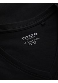Ombre Clothing - Klasyczna męska bawełniana koszulka z dekoltem w serek BASIC - czarna V1 - Rozmiar: S. Typ kołnierza: dekolt w serek. Kolor: czarny. Materiał: bawełna. Styl: klasyczny #5