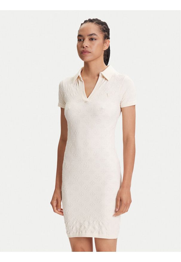 Guess Sukienka codzienna V5YK05 Z3OA0 Écru Regular Fit. Okazja: na co dzień. Materiał: syntetyk. Typ sukienki: proste. Styl: casual