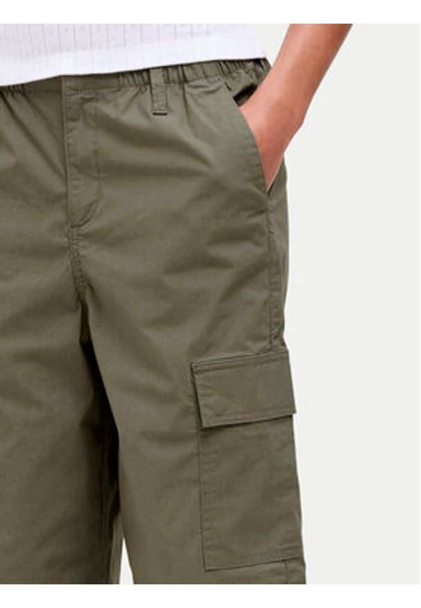 JJXX Spodnie capri Olga 12271698 Zielony Straight Fit. Kolor: zielony. Materiał: bawełna