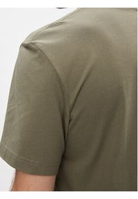 Calvin Klein Jeans T-Shirt J30J325268 Zielony Regular Fit. Kolor: zielony. Materiał: bawełna