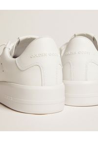 GOLDEN GOOSE - Białe sneakersy ze skóry Purestar. Kolor: biały. Materiał: skóra. Szerokość cholewki: normalna. Wzór: aplikacja #6