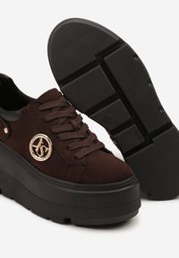 Born2be - Brązowe Sneakersy Vices na Grubej Podeszwie z Metaliczną Ozdobą Tatorelis. Okazja: na co dzień. Kolor: brązowy. Materiał: jeans. Wzór: aplikacja #6
