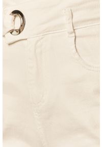 ANSWEAR - Answear - Szorty jeansowe. Okazja: na co dzień. Stan: podwyższony. Kolor: biały. Materiał: jeans. Wzór: gładki. Styl: casual #2
