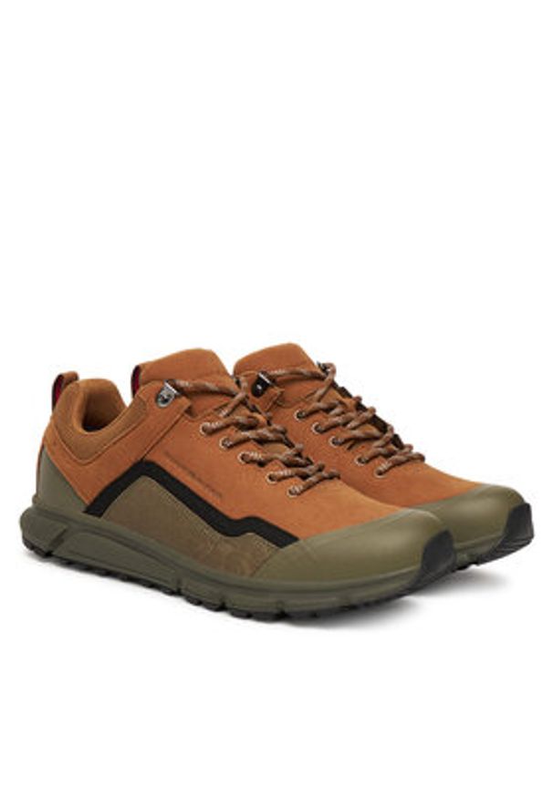 TOMMY HILFIGER - Tommy Hilfiger Sneakersy Outdoor Runner Low Wpm FM0FM05655 Brązowy. Kolor: brązowy. Materiał: materiał. Sport: outdoor