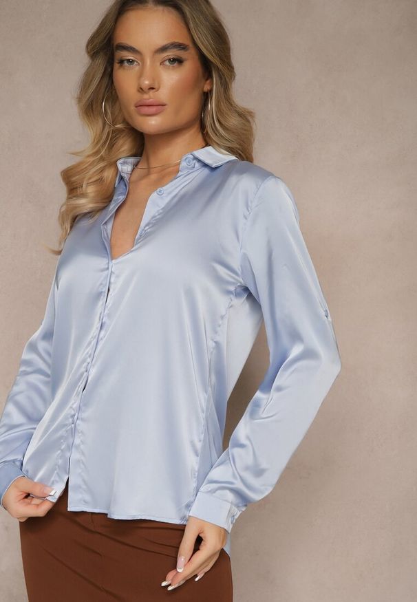 Renee - Niebieska Klasyczna Koszula z Kołnierzykiem Kassinea. Okazja: na co dzień. Kolor: niebieski. Materiał: jeans. Długość rękawa: długi rękaw. Długość: długie. Styl: klasyczny