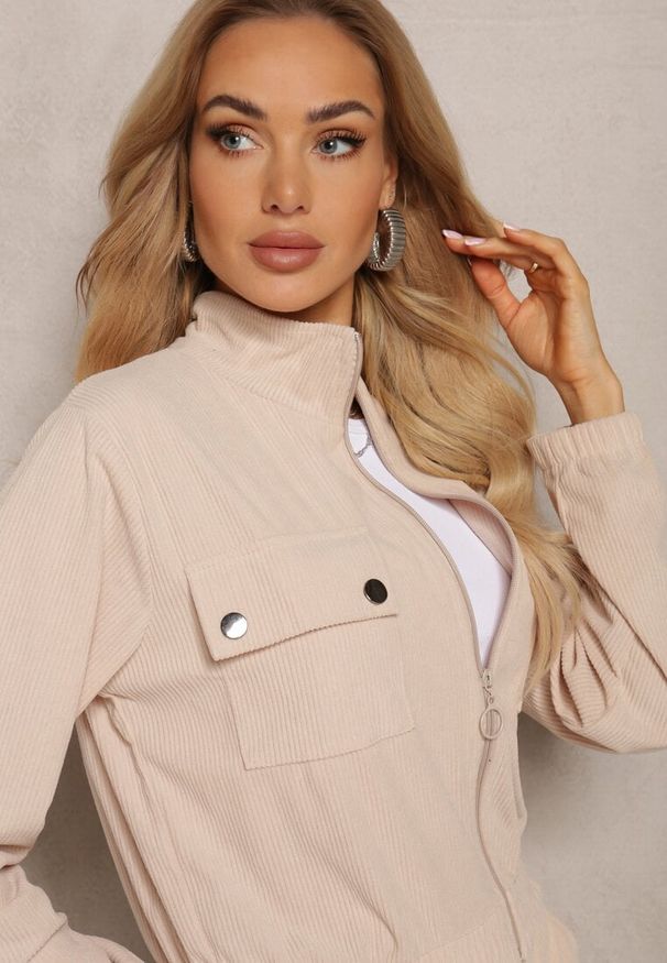 Renee - Jasnobeżowy Komplet Dresowy w Prążki Bluza Kurtka Rozpinana z Kołnierzykiem i Spodnie Lisulla. Kolor: beżowy. Materiał: dresówka. Wzór: prążki. Sport: turystyka piesza