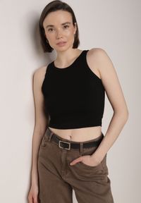 Born2be - Czarny Top z Prążkowanego Materiału Zitessa. Okazja: na co dzień. Kolor: czarny. Materiał: prążkowany, materiał. Długość rękawa: na ramiączkach. Styl: casual, elegancki, klasyczny #1