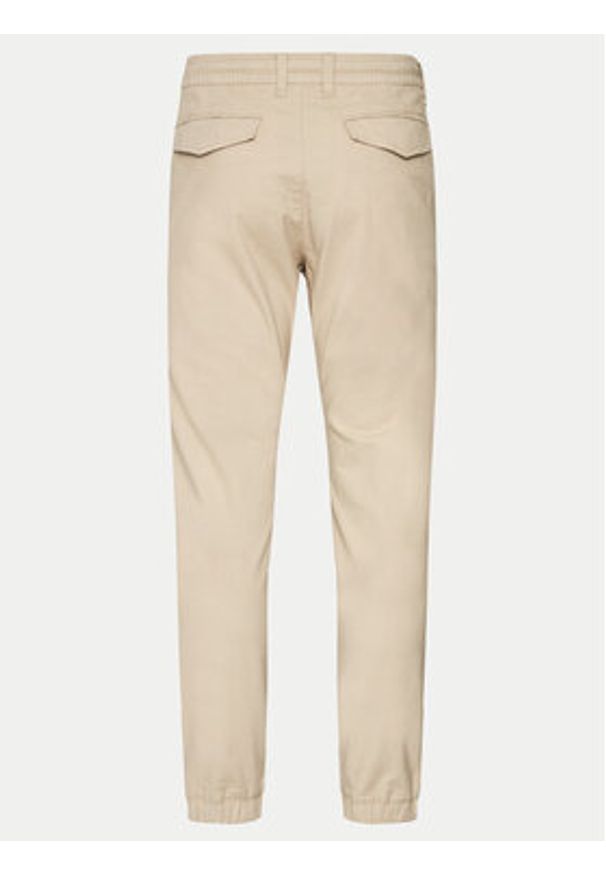 s.Oliver Spodnie materiałowe 2143826 Beżowy Slim Fit. Kolor: beżowy. Materiał: bawełna