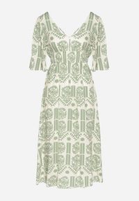 Born2be - Zielono-Kremowa Sukienka Wiskozowa Rozkloszowana z Odkrytymi Plecami w Print Boho Turaisa. Okazja: na co dzień. Typ kołnierza: dekolt w kształcie V. Kolor: zielony. Materiał: wiskoza. Długość rękawa: długi rękaw. Wzór: nadruk. Typ sukienki: proste, rozkloszowane. Styl: boho #3