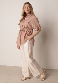 Born2be - Beżowa Nietoperzowa Koszula Safari z Bawełną z Wiązaniem w Talii Tierona. Okazja: do pracy, na co dzień, na spotkanie biznesowe. Kolor: beżowy. Materiał: bawełna. Długość: długie. Styl: biznesowy, casual #8