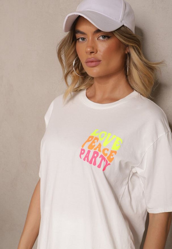 Renee - Biały T-shirt z Bawełny i Nadrukiem Xalauri. Okazja: na co dzień. Kolor: biały. Materiał: bawełna. Wzór: nadruk. Styl: klasyczny, elegancki, casual