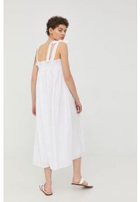Bruuns Bazaar sukienka bawełniana kolor biały midi rozkloszowana. Kolor: biały. Materiał: bawełna. Długość rękawa: na ramiączkach. Typ sukienki: rozkloszowane. Długość: midi #2