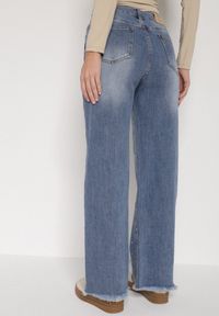 Born2be - Niebieskie Jeansy z Szerokimi Nogawkami i Wysokim Stanem Zdobione Cyrkoniami Felira. Okazja: na co dzień, do pracy. Stan: podwyższony. Kolor: niebieski. Wzór: aplikacja. Styl: casual, elegancki #6