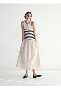 Reserved - Sukienka z wiskozą - kremowy. Kolor: kremowy. Materiał: wiskoza #1