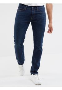 Big-Star - Spodnie jeans męskie dopasowane Tobias 528. Kolor: niebieski. Styl: sportowy, elegancki