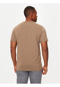 Guess T-Shirt M4GP39 K7HD0 Brązowy Regular Fit. Kolor: brązowy. Materiał: bawełna #4