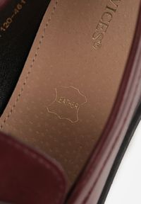 Born2be - Bordowe Marszczone Mokasyny Vices ze Skórzaną Wkładką Nestia. Okazja: na co dzień, na spotkanie biznesowe, do pracy. Kolor: czerwony. Materiał: skóra. Styl: casual, biznesowy, elegancki #2