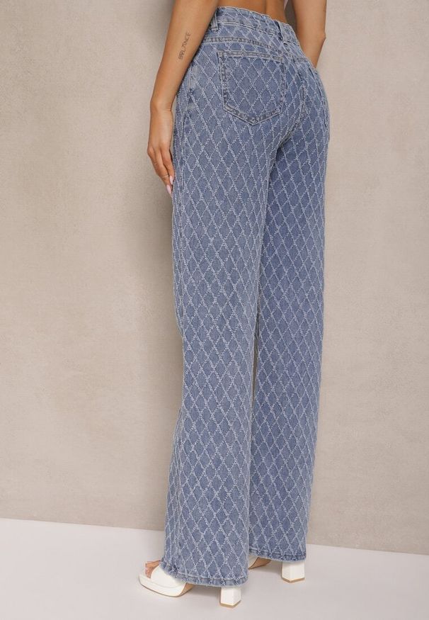 Renee - Niebieskie Jeansy z Bawełny High Waist o Szerokim Kroju w Romby Tuvielle. Okazja: na co dzień. Stan: podwyższony. Kolor: niebieski. Styl: casual