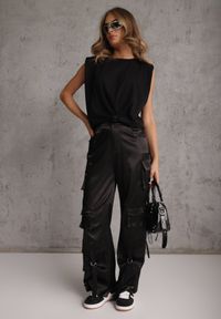 Renee - Czarny Wiązany Top Oversize z Bawełny Bez Rękawów z Poduszkami w Ramionach Othrassa. Okazja: na co dzień, na randkę. Kolor: czarny. Materiał: bawełna. Długość rękawa: bez rękawów. Długość: krótkie. Styl: casual #2