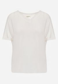 Renee - Biała Bluzka z Wiskozą i Dekoltem w Serek o Kroju Typu Nietoperz Haidare. Okazja: na co dzień. Typ kołnierza: dekolt w serek. Kolor: biały. Materiał: wiskoza. Styl: casual #6