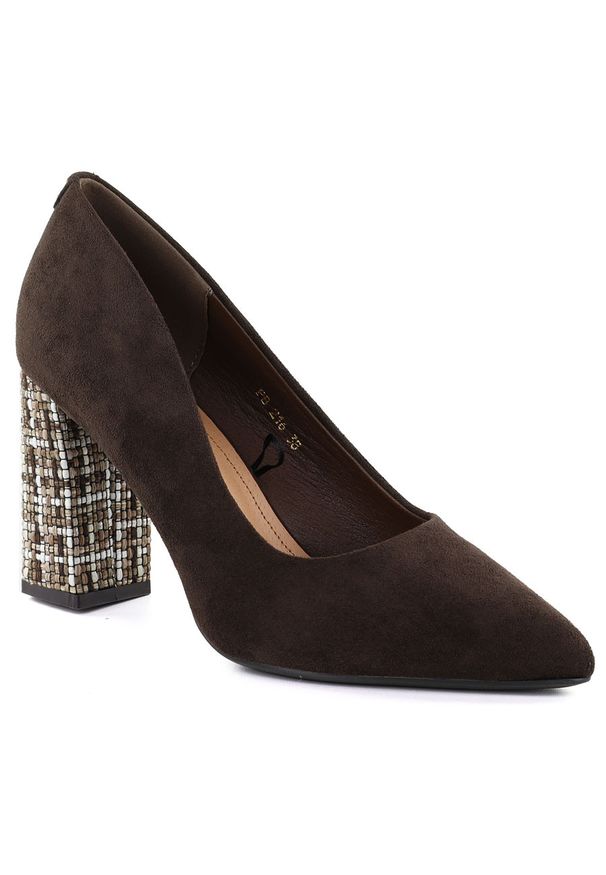 Czółenka na słupku w szpic zamszowe czekoladowe Sergio Leone PB216. Kolor: brązowy. Materiał: nubuk, zamsz. Szerokość cholewki: normalna. Obcas: na słupku