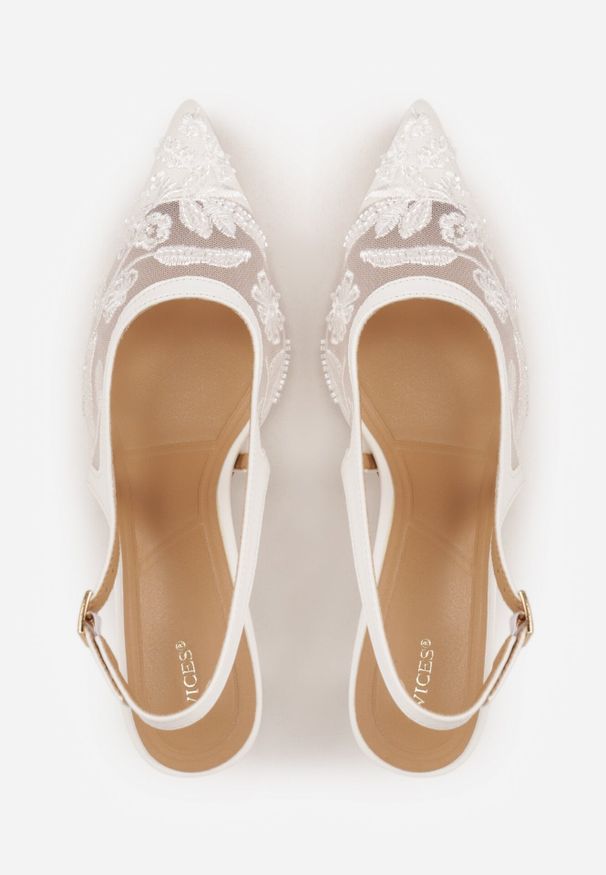 Born2be - Białe Siateczkowe Czółenka VICES na Klepsydrze z Haftem i Koralikami Elriniana. Okazja: na co dzień, na ślub cywilny, na randkę, na wesele, do pracy, na spotkanie biznesowe. Kolor: biały. Materiał: koronka. Wzór: haft. Styl: klasyczny, casual, biznesowy, elegancki