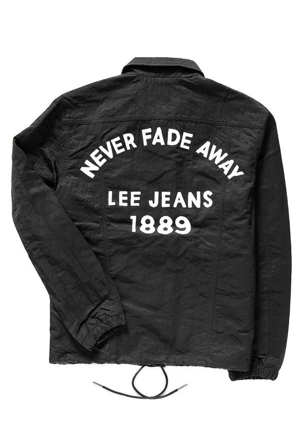 Lee - KURTKA LEE COACH RIDER JACKET PITCH BLACK L86RTDEM 112122773. Wzór: nadruk